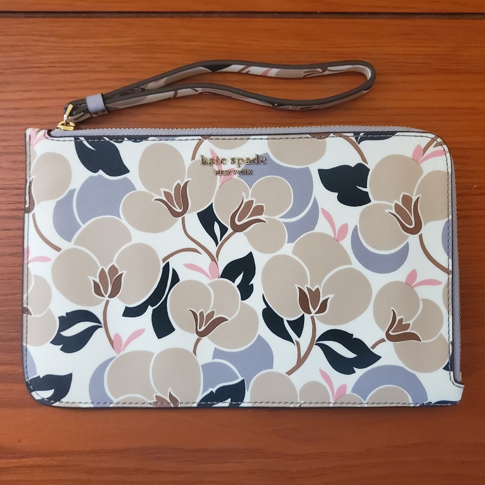 Kate Spade Wristlet